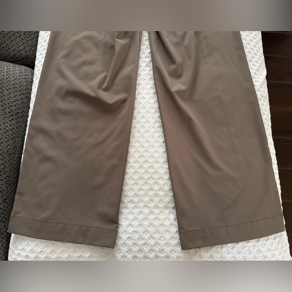 Beyond Yoga Status Wide Leg Trouser in Dune Size XS NW1251 Brown Pleated Pants - Picture 11 of 16